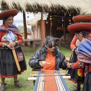 Taucca: Donde las "Hormiguitas de Taucca" Tejen Historias del Ande