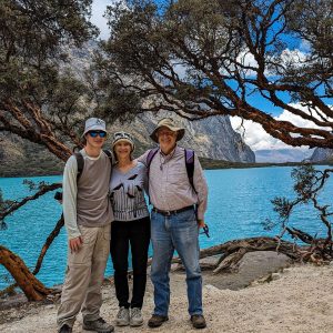 Descubre la mágica Laguna de Llanganuco