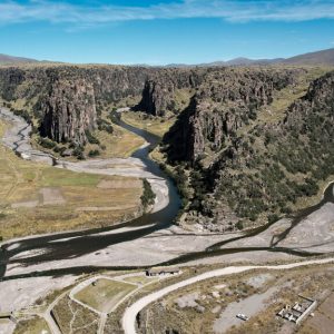 Suykutambo y sus tres cañones 
Donde la Tierra Habla y la Cultura Vive 3d / 2n